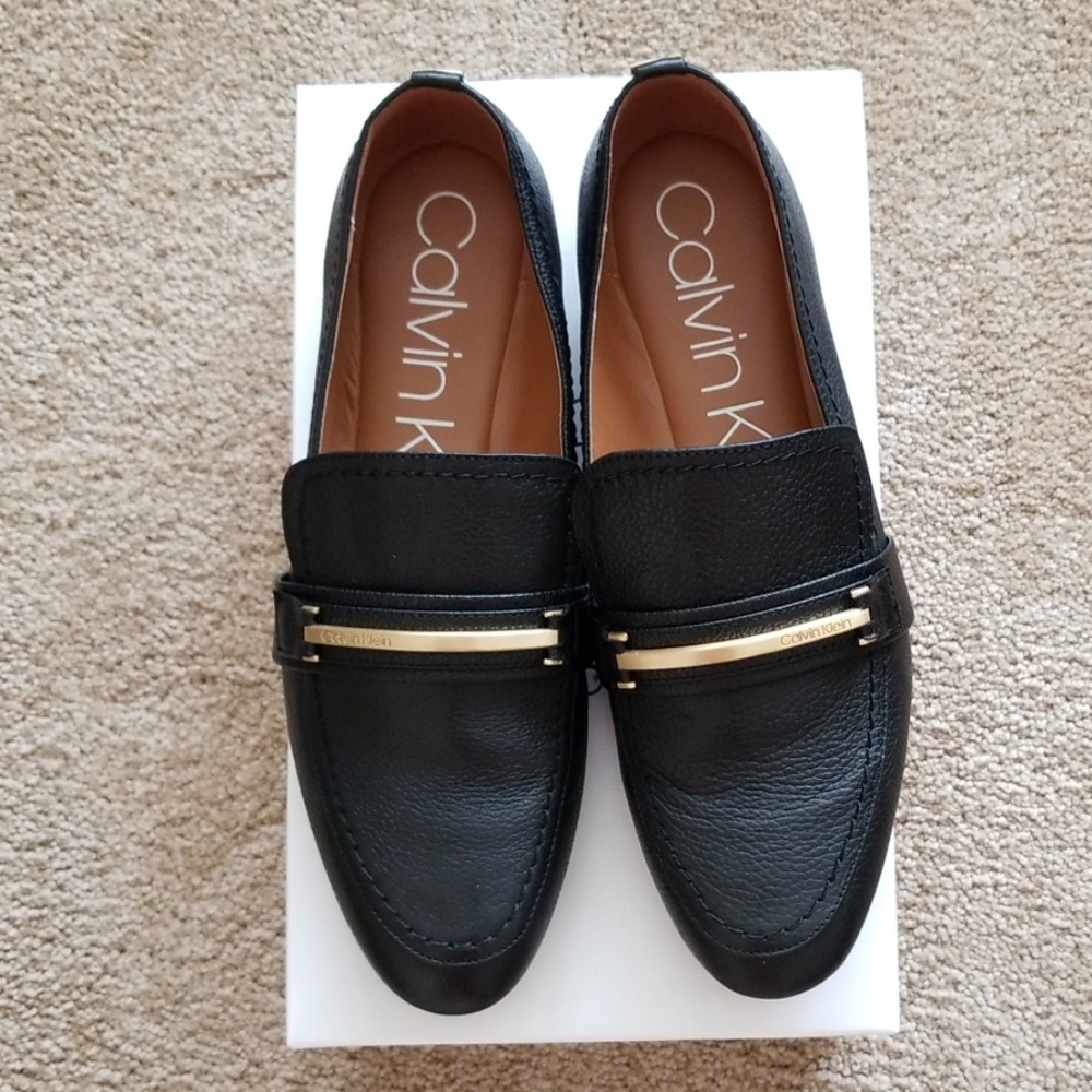Calvin Klein Orianna Pebble Grain Flats